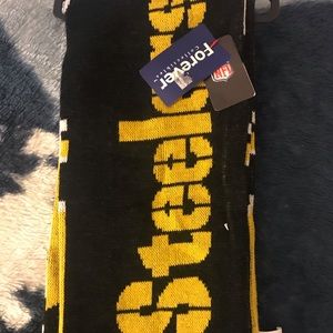 Steelers Logo Scarf